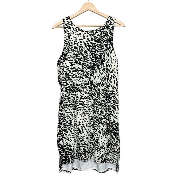 W118 by Walter Baker animal print sleeveless high low dress size medium office - Picture 8 of 8